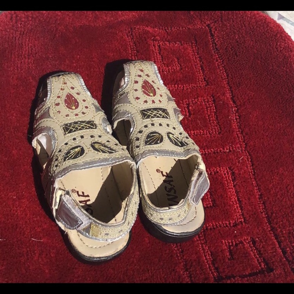 Traditional kids sandle
